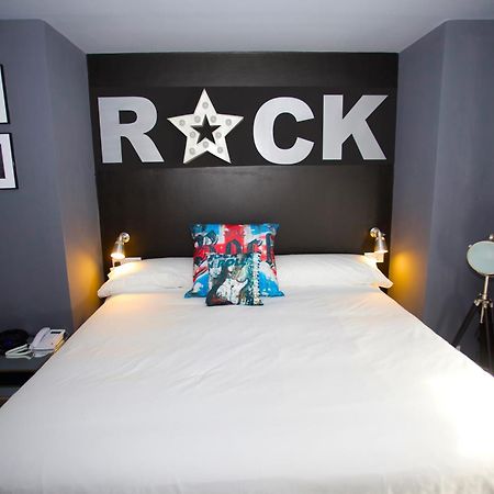 Hotel Apartamentos Rock Star Taboadela Exterior photo